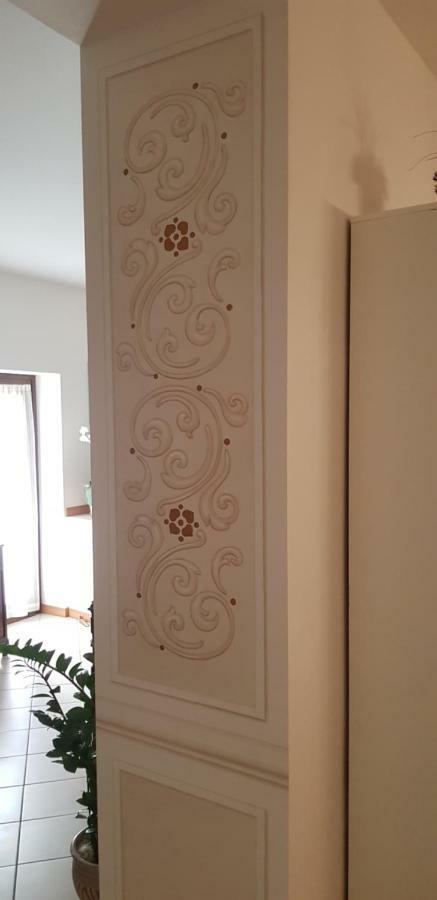 Casa Del Sole Appartamento N° 2 White And Gold Room 가바르도 외부 사진